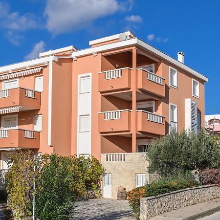 Apartments Ilija ノヴァリャ エクステリア 写真